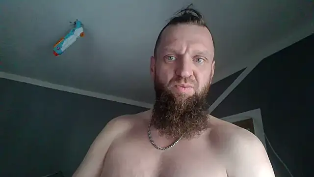 Snapshot of donhulio482 chatting on 10/25/25, 12:34 donhulio482 online show from 10/25/25, 12:34