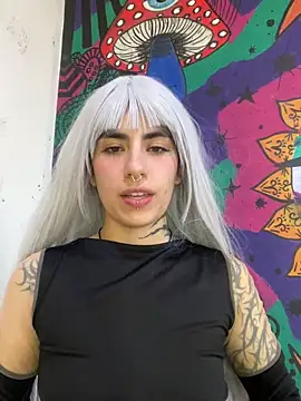 Snapshot of _Artemisa_X chatting on 10/19/25, 09:48 Artemisa X online show from 10/19/25, 09:48