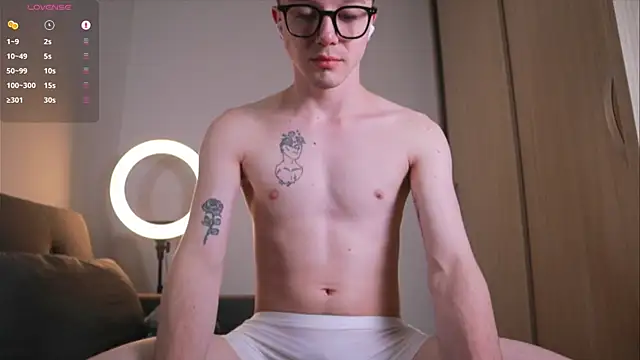 niico 18 online show from 11/13/25, 12:48