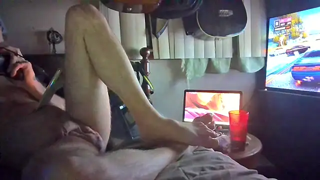 jaxx12369 online show from 02/13/25, 09:20