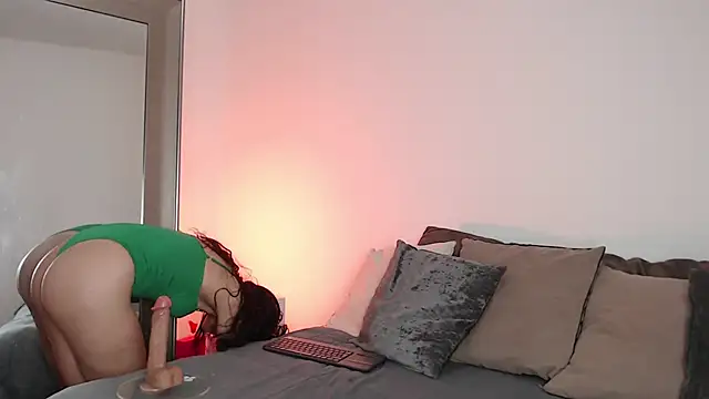 madisex s online show from 01/07/26, 12:40