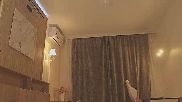 MiaThaine online show from 02/27/26, 03:28