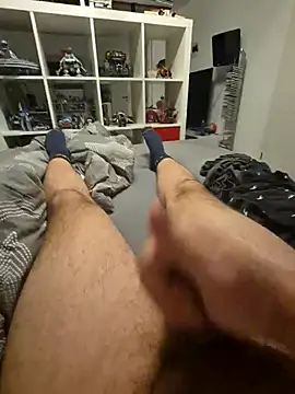 Snapshot of Bombada1 chatting on 11/26/25, 07:37 Bombada1 online show from 11/26/25, 07:37