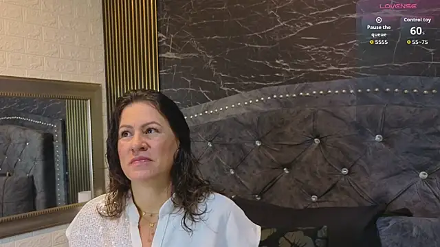 charlotte  G online show from 04/06/26, 11:22