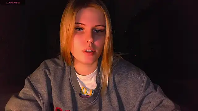 VoluptuousDreams online show from 02/02/25, 10:06