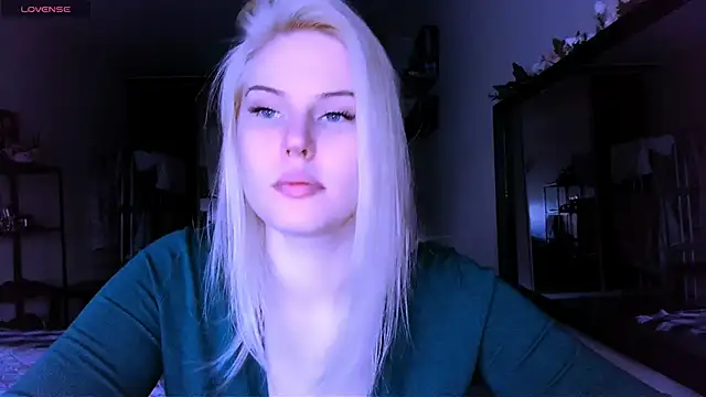 VoluptuousDreams online show from 03/16/25, 02:55