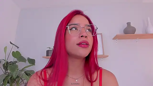 Snapshot of Scarlett_Morgan_ chatting on 03/01/25, 11:26 Scarlett Morgan online show from 03/01/25, 11:26