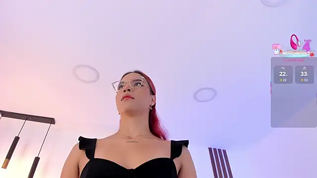 Scarlett Morgan  online show from 11/05/25, 07:25