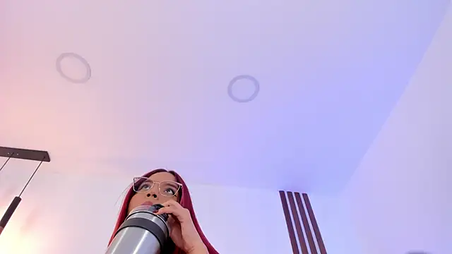 Snapshot of Scarlett_Morgan_ chatting on 12/15/25, 08:02 Scarlett Morgan online show from 12/15/25, 08:02