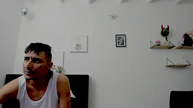 Zamu 1992 online show from 02/25/25, 03:42