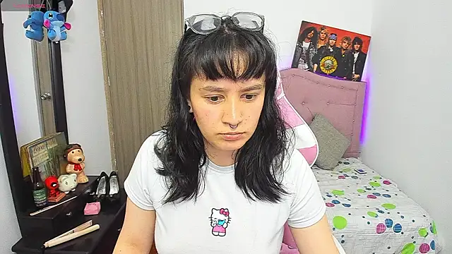 Katalina novoa online show from 02/02/26, 03:49