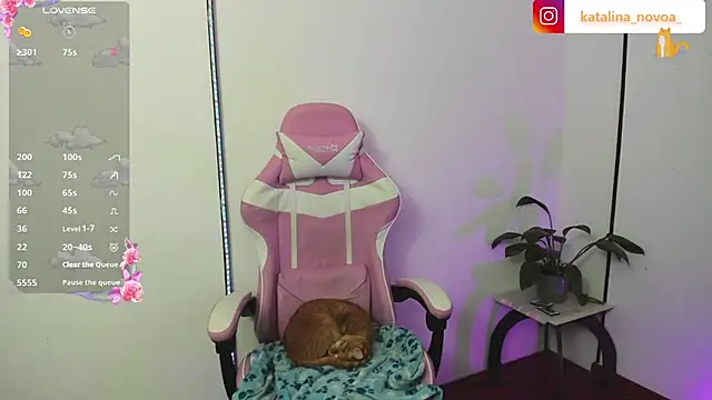 Katalina novoa online show from 06/27/26, 02:16