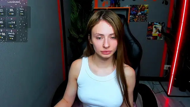 PollyMillees online show from 07/16/26, 03:29