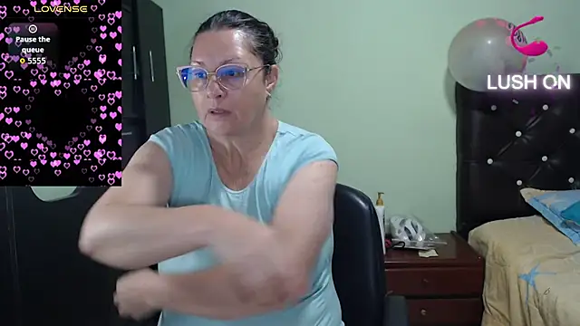 hairyglad69 online show from 09/12/25, 07:47