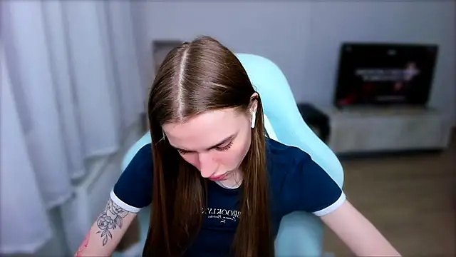 StellaLawless online show from 02/10/25, 08:31