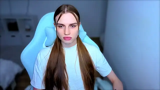 StellaLawless online show from 09/13/25, 08:41