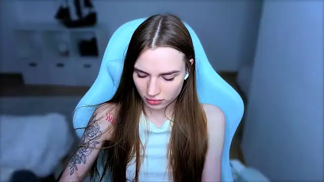 StellaLawless online show from 10/06/25, 08:39