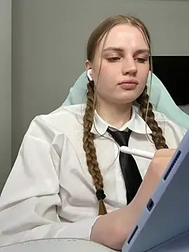 StellaLawless online show from 03/08/26, 02:04