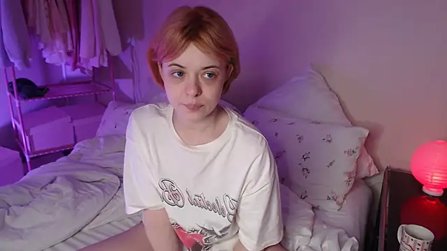 KatieMelone online show from 04/12/26, 04:23