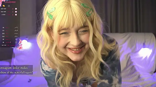 GlitterZOE online show from 10/02/25, 04:36