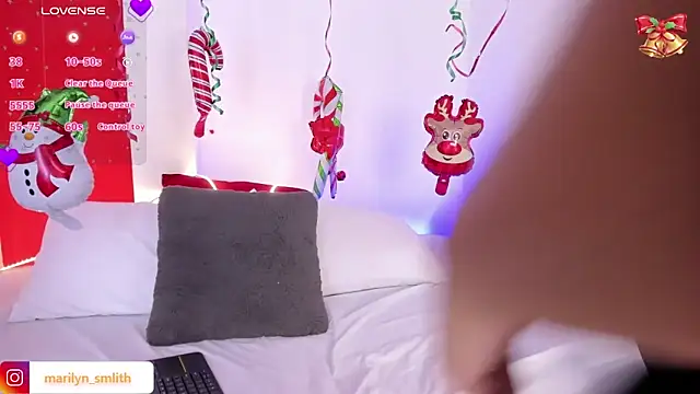 MarilynSmIith online show from 12/30/24, 04:51