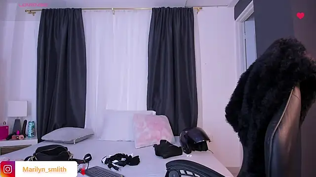 MarilynSmIith online show from 09/16/25, 12:06