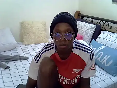 Sweet Bear online show from 03/01/26, 06:26