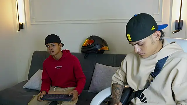 Paradise boy s online show from 01/24/25, 12:09