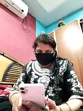 Snapshot of Ruksar-Pathan chatting on 07/05/26, 08:54 Ruksar-Pathan online show from 07/05/26, 08:54