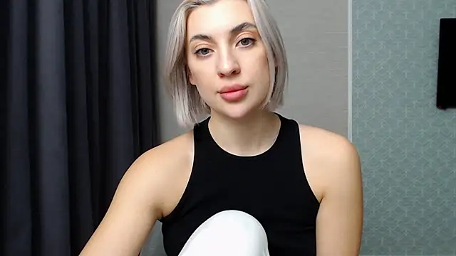 hot-sasha9 online show from 12/12/24, 05:59