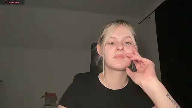 Allylove03 online show from 09/24/25, 05:27