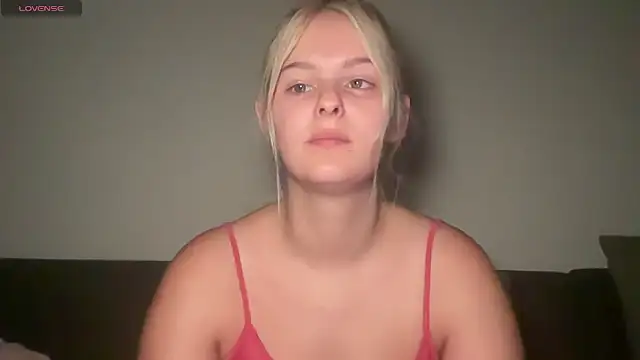 Allylove03 online show from 11/11/25, 05:40