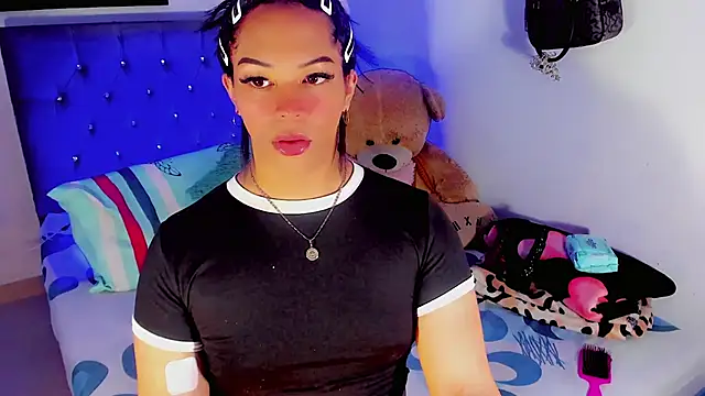 Zakura hot1 online show from 09/17/25, 08:05