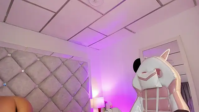 alessiaferry online show from 01/12/26, 05:40