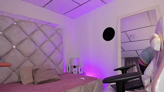 alessiaferry online show from 04/07/26, 05:13