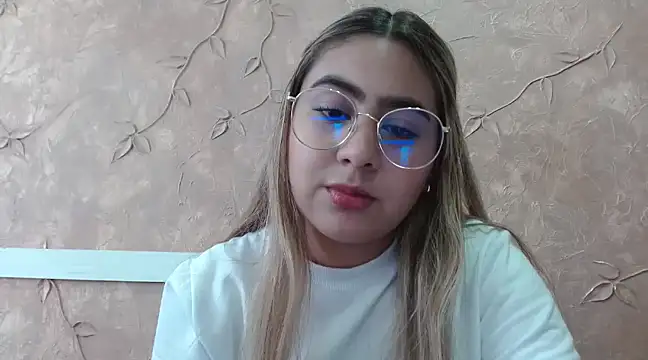 Miabonnett  online show from 01/29/25, 03:58