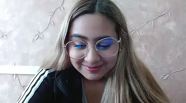 Miabonnett  online show from 02/10/25, 04:04