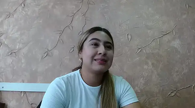 Miabonnett  online show from 03/14/25, 06:18