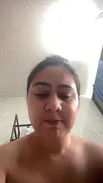 Miabonnett  online show from 02/12/26, 02:01