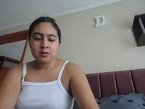 Miabonnett  online show from 02/17/26, 02:57