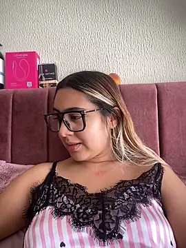 Miabonnett  online show from 02/25/26, 03:21