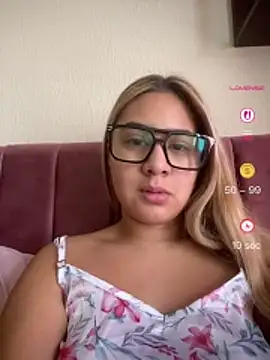 Snapshot of Miabonnett_ chatting on 05/06/26, 11:59 Miabonnett online show from 05/06/26, 11:59