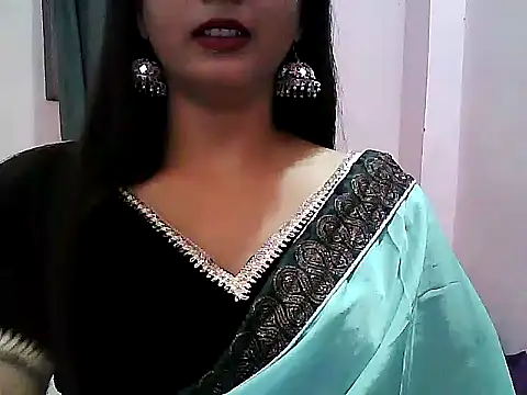 Snapshot of Model-Tanya chatting on 02/05/25, 01:22 Model-Tanya online show from 02/05/25, 01:22