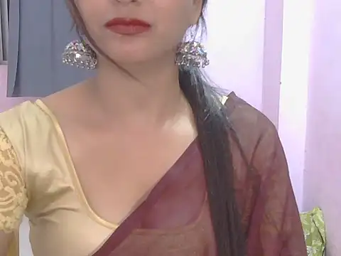 Snapshot of Model-Tanya chatting on 02/06/25, 04:03 Model-Tanya online show from 02/06/25, 04:03