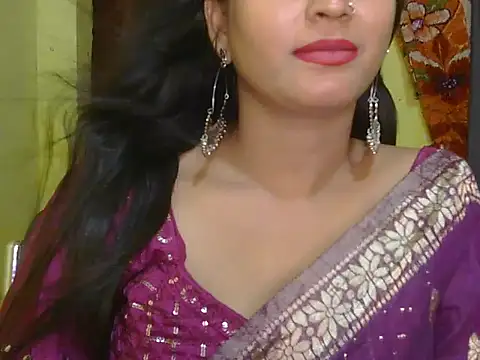 Snapshot of Model-Tanya chatting on 03/08/25, 02:51 Model-Tanya online show from 03/08/25, 02:51