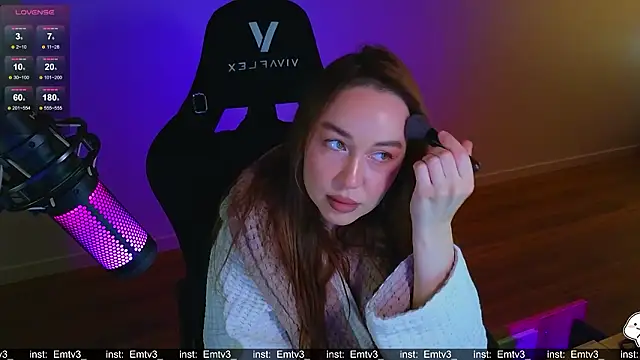 Emili1- online show from 03/19/26, 10:41