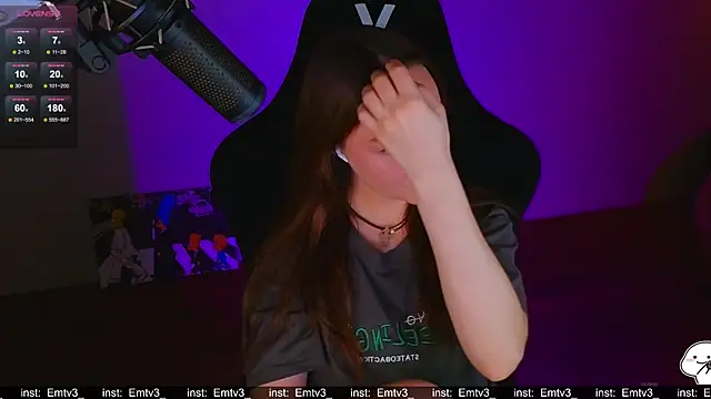 Emili1- online show from 04/03/26, 10:46