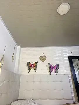 Snapshot of emma_oxford chatting on 12/29/24, 11:29 emma oxford online show from 12/29/24, 11:29