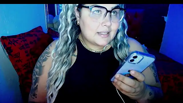 Snapshot of Fernanda_Big_Boobs chatting on 12/04/24, 03:59 Fernanda Big Boobs online show from 12/04/24, 03:59