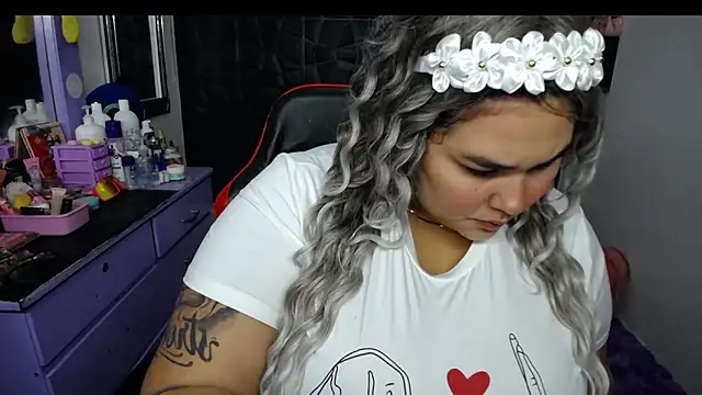 Snapshot of Fernanda_Big_Boobs chatting on 01/12/25, 06:39 Fernanda Big Boobs online show from 01/12/25, 06:39